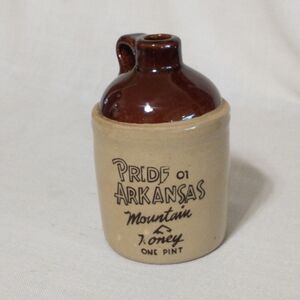 JUG Stoneware Jug - Vintage 1970s, Pride Of Arkansas, Mountain Honey